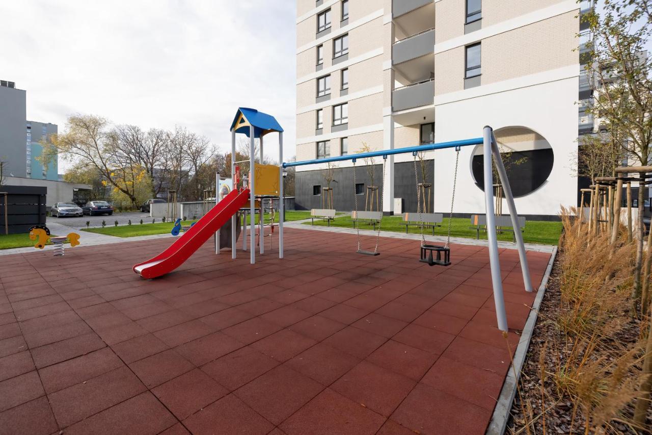 Apartamenty Platany Z Parkingiem By Noclegi Renters Колобжег Экстерьер фото