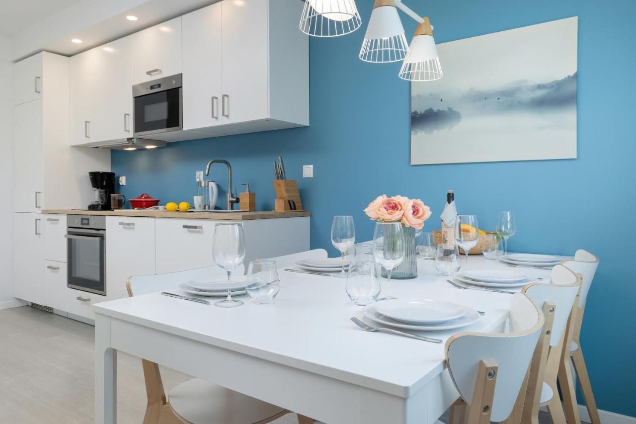 Apartamenty Platany Z Parkingiem By Noclegi Renters Колобжег Экстерьер фото