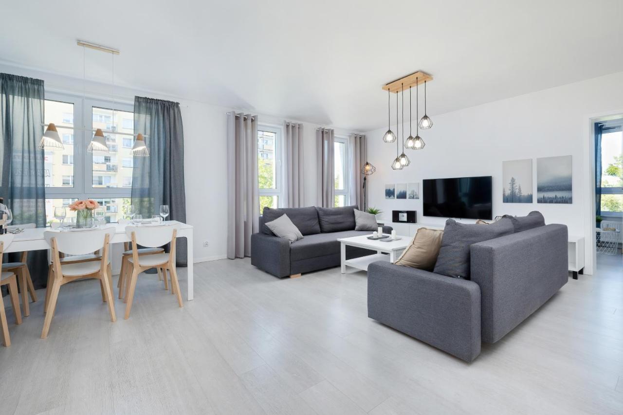 Apartamenty Platany Z Parkingiem By Noclegi Renters Колобжег Экстерьер фото