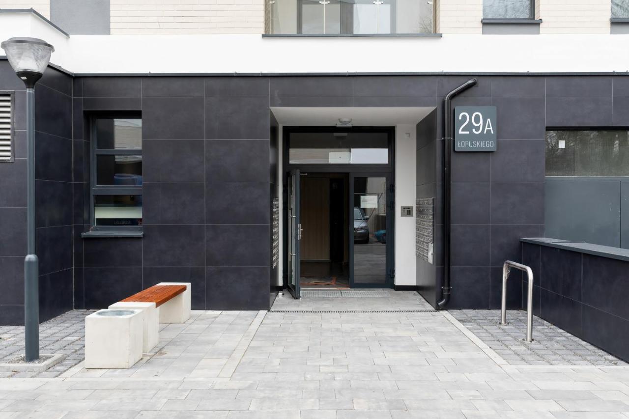 Apartamenty Platany Z Parkingiem By Noclegi Renters Колобжег Экстерьер фото